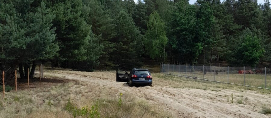 Pijany pilanin spowodował kolizję i uciekał przed policją 