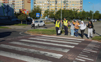 "Pomachaj kierowcy" - zachęcają policjanci. Dlaczego? 