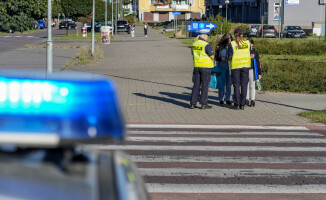 "Pomachaj kierowcy" - zachęcają policjanci. Dlaczego? 