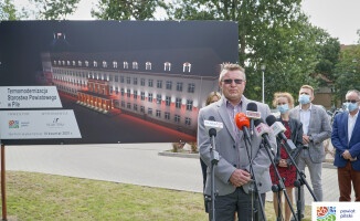 Za kilka dni ruszy remont elewacji budynku starostwa - ZDJĘCIA 