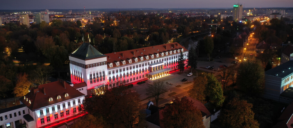 Rewitalizacja budynku starostwa doceniona przez internautów 