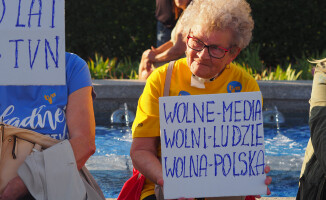 Ponad 300 osób protestowało przeciwko tzw. ustawie Lex TVN 