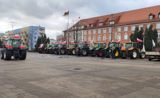 Protestujący rolnicy dotarli do Piły. O co walczą?