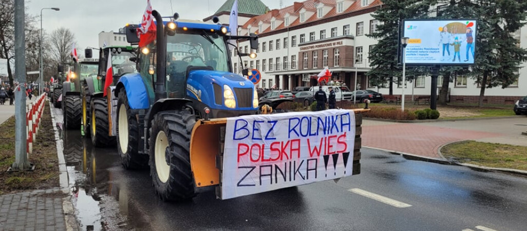 Rolnicy zablokowali drogi. Protestowali przeciwko drożyźnie 