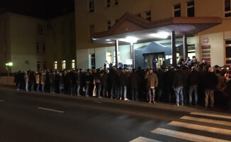 Trwa protest przed Sądem Rejonowym w Pile [ZDJĘCIA]