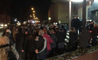 Trwa protest przed Sądem Rejonowym w Pile [ZDJĘCIA]