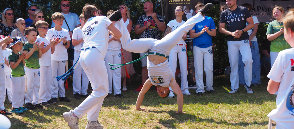 Festiwal sztuk walki na targowisku w Pile 