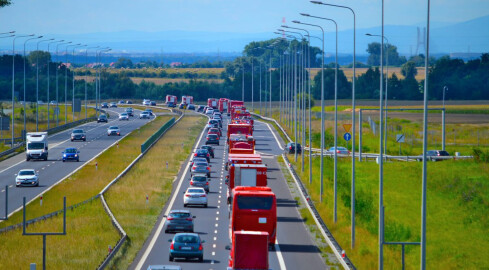 Strażacy z Piły, Chodzieży i Trzcianki wyruszyli na pomoc płonące - grafika