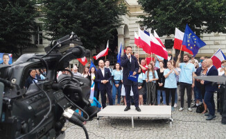 Rafał Trzaskowski rozmawiał z mieszkańcami Wałcza