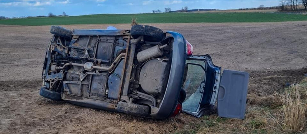 Pijany 18-latek bez prawka, a auto które dachowało bez badań i OC