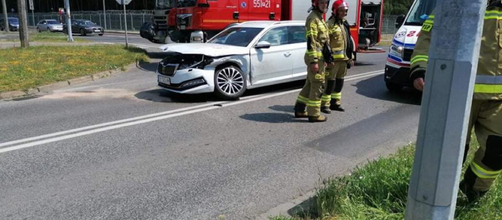 Zderzenie aut na skrzyżowaniu w Pile [ZDJĘCIA]