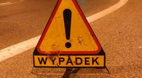 Śmiertelny wypadek w powiecie wałeckim. Nie żyje 24-latek - grafika