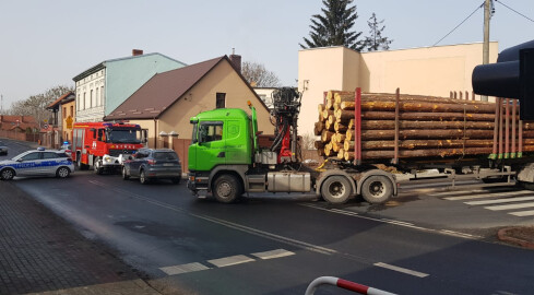 73-latka została potrącona przez ciężarówkę  - grafika