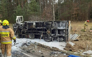 Zderzenie aut dostawczych na DW 189 na odcinku Kujan Sypniewo