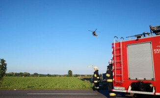 Motocyklista zderzył się z ciężarówką. Jest w stanie ciężkim 