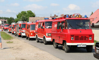 Zlot zabytkowych aut w Zakrzewie - ZDJĘCIA 